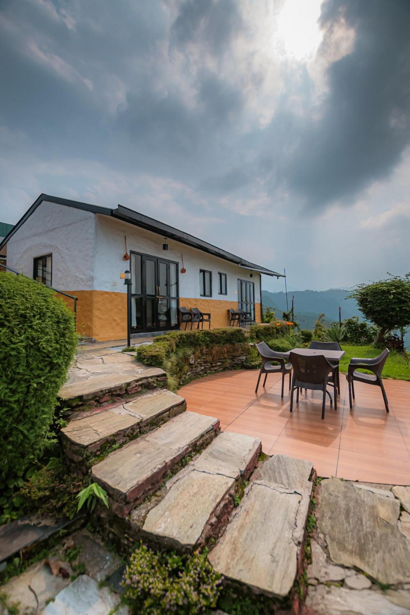 Raniban Retreat Hotel Pokhara Exterior foto