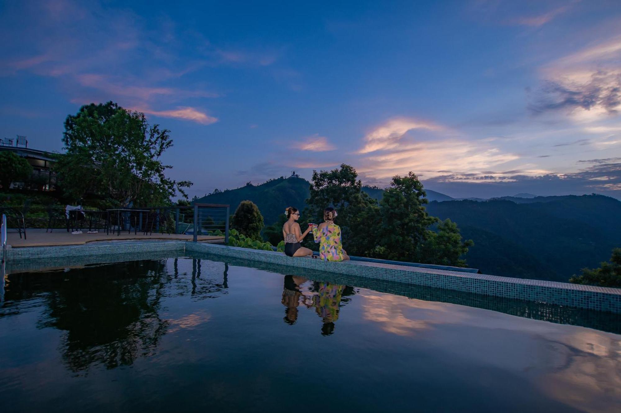 Raniban Retreat Hotel Pokhara Exterior foto